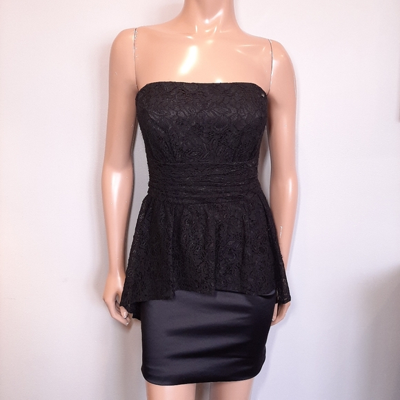 GUESS Dakota Lace Peplum Strapless Mini Dress - Picture 3 of 15